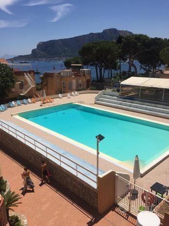 Appartamento Ashur Mondello ปาแลร์โม ภายนอก รูปภาพ