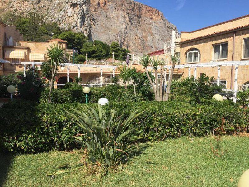 Appartamento Ashur Mondello ปาแลร์โม ภายนอก รูปภาพ