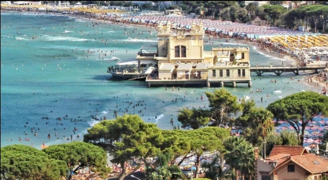 Appartamento Ashur Mondello ปาแลร์โม ภายนอก รูปภาพ