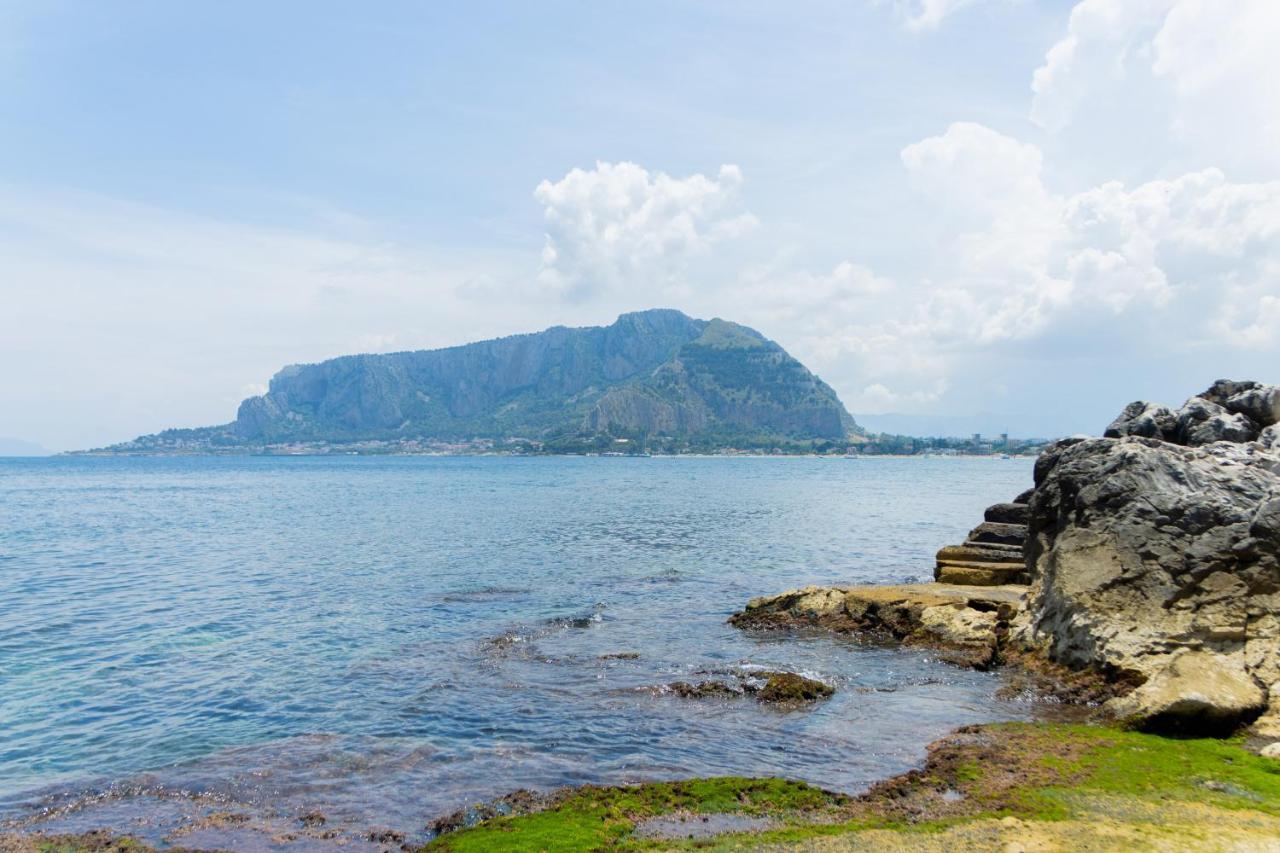 Appartamento Ashur Mondello ปาแลร์โม ภายนอก รูปภาพ